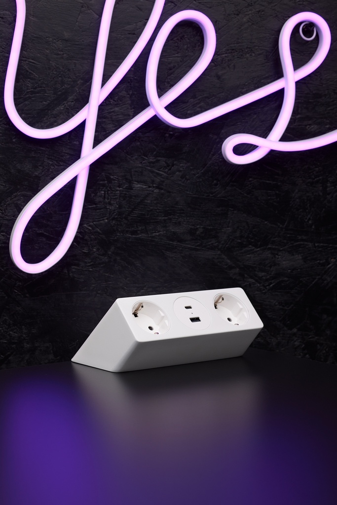 Desk 01